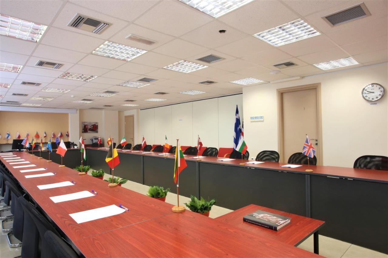 Gk Airport Suites - Free Shuttle By Gk Properties Markópoulon Dış mekan fotoğraf